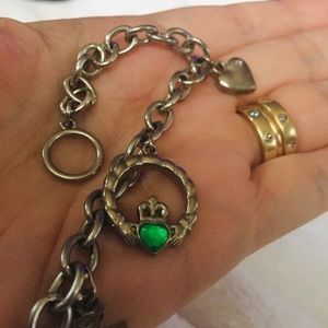 Ireland made silver 8 in chain clover bracelet